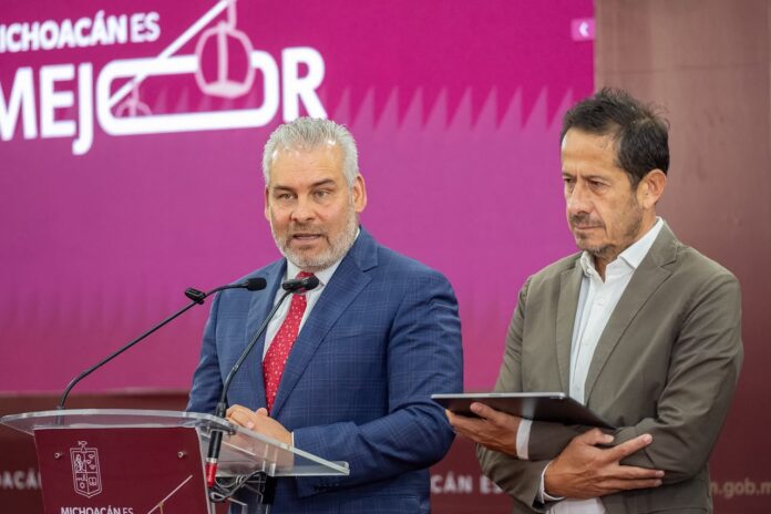 Bedolla confirma diálogo con aspirantes de Morena Michoacán