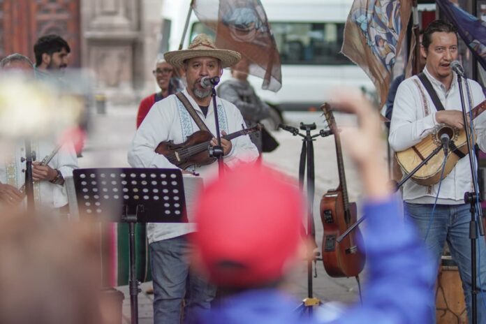 Radio Nicolaita celebra 50 años con concierto de Bola Suriana
