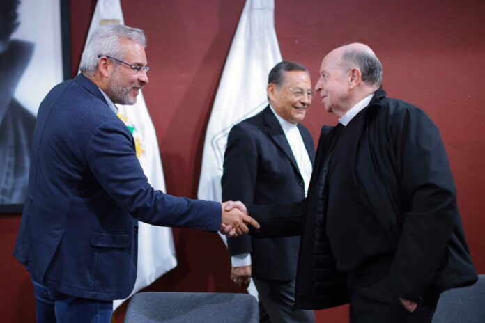 Acuerdan Bedolla y obispos diálogo por la concordia y la seguridad