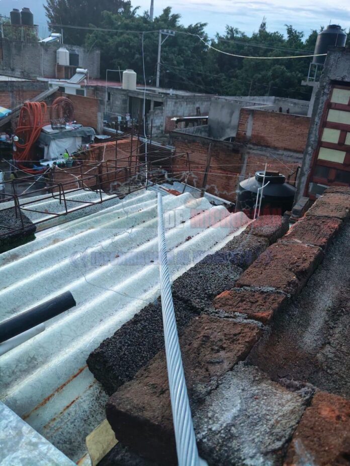 Bedolla descarta riesgo en teleférico tras caída de cable Bedolla descarta riesgo en teleférico tras caída de cable