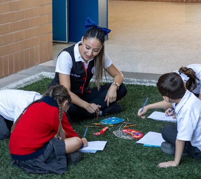 Continúa registro para becas en escuelas particulares nivel básico Continúa registro para becas en escuelas particulares nivel básico