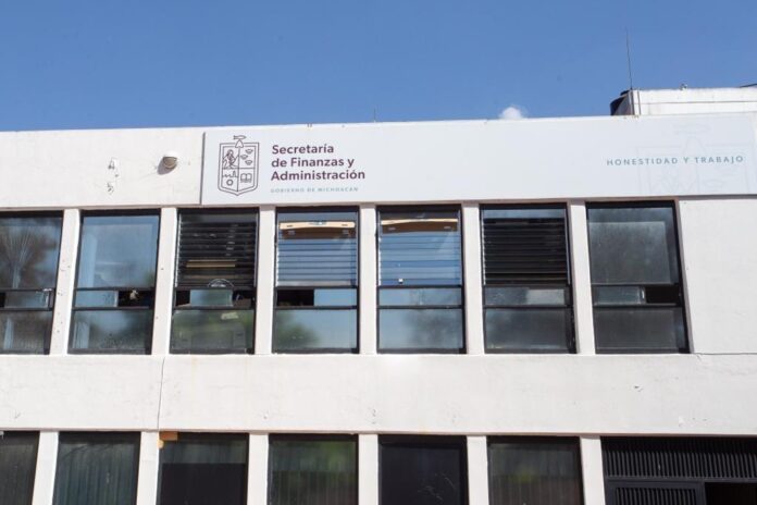 SFA atiende cheques rechazados de trabajadores del STASPE