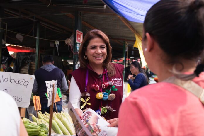 Fabiola Alanís: La unidad se construye caminando con el pueblo Fabiola Alanís: La unidad se construye caminando con el pueblo