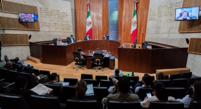 TEPJF confirma destitución de cuatro exconsejeros del IEM