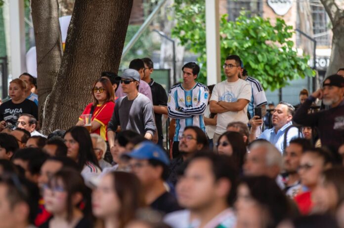 España supera a Argentina en residentes en Michoacán: INEGI