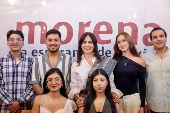 Jóvenes comparten con Gaby Molina visión por el futuro de Michoacán Jóvenes comparten con Gaby Molina visión por el futuro de Michoacán