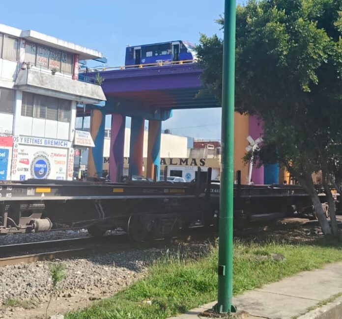 Morelia, Reniegan del ferrocarril por largas esperas y cruces peligrosos