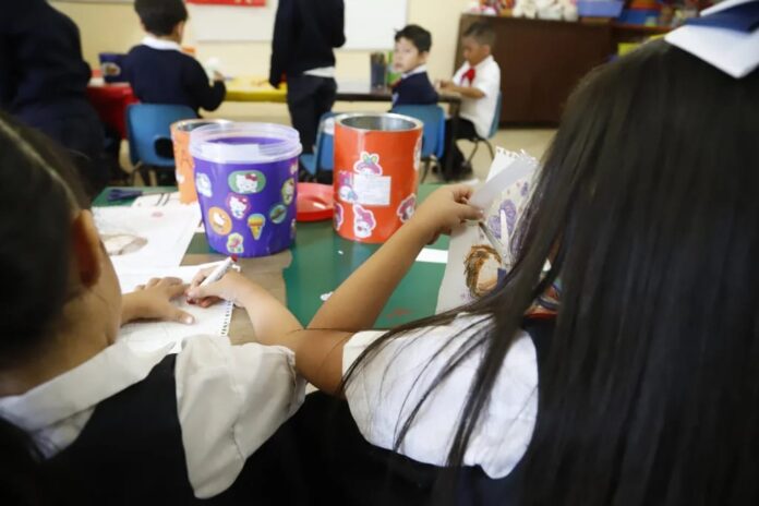 Continúa registro para becas en escuelas particulares nivel básico