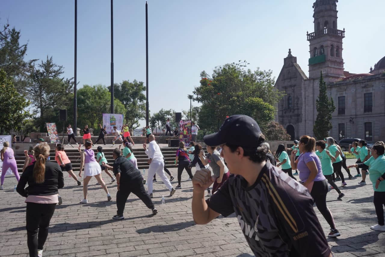 Zumbatón 2026; morelianos se ejercitan en apoyo a los niños con cáncer