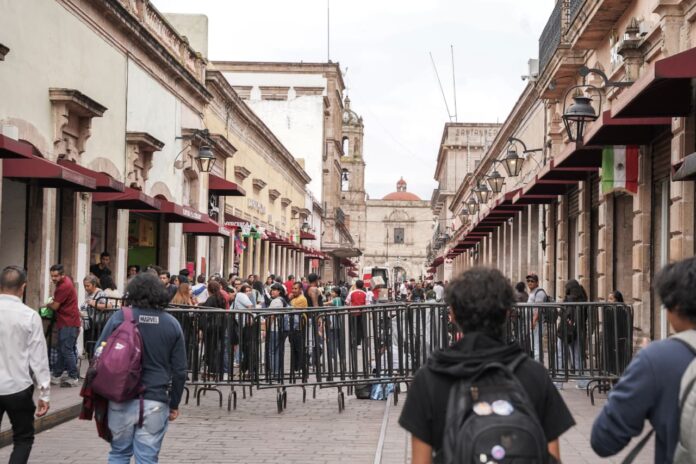 Morelia: despliegan operativo contra el ambulantaje