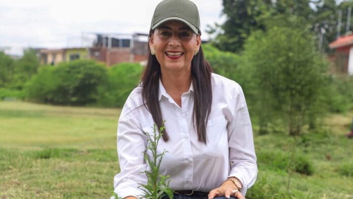 Reforestar Michoacán es sembrar agua, vida y futuro: Gaby Molina