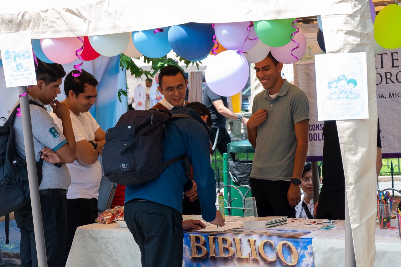 Fe, juegos y tradición: Festival Bíblico reúne a familias en Morelia