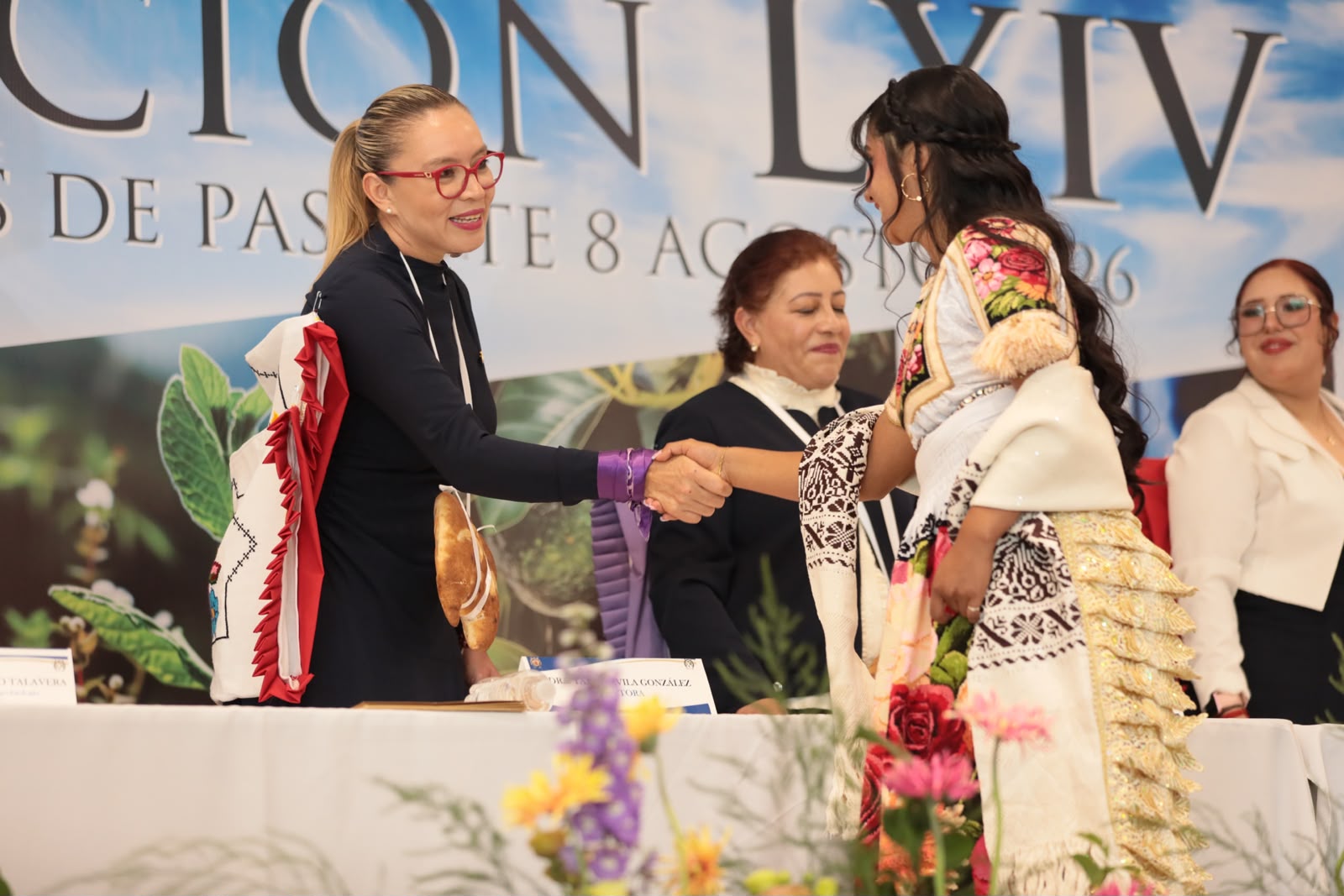 UMSNH es el ente transformador de todo Michoacán: Yarabí Ávila