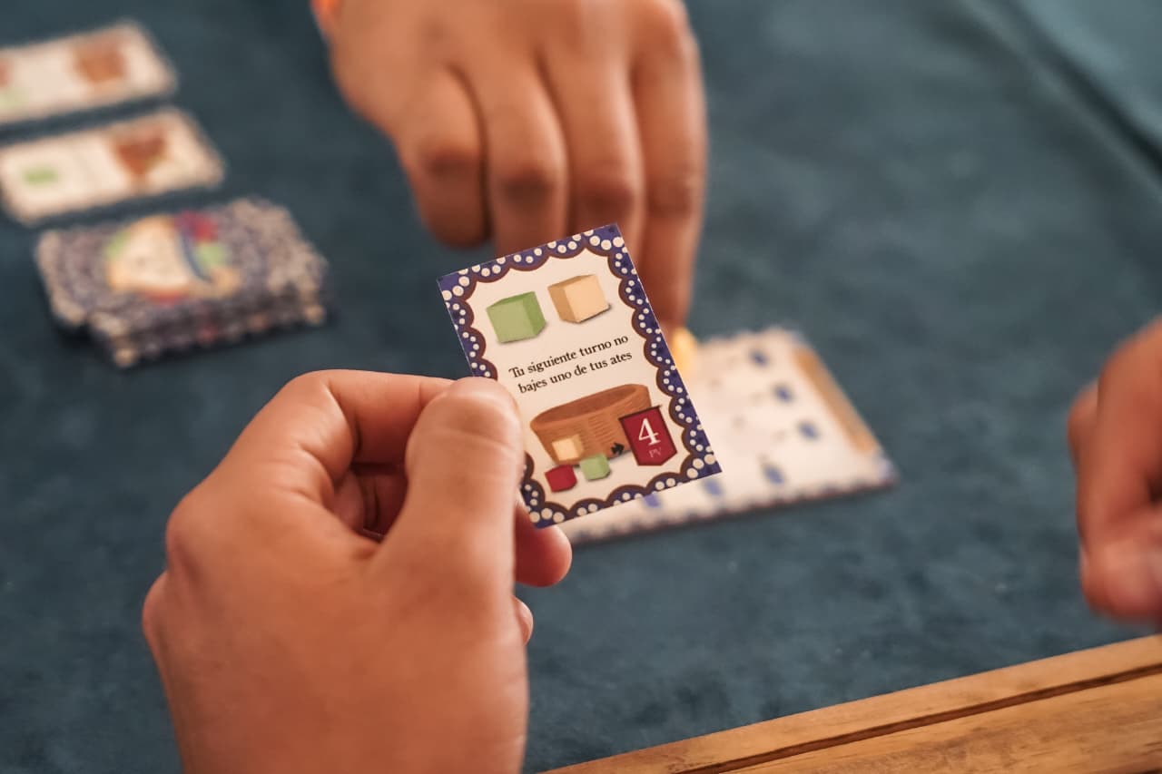 Ates: El juego de mesa que le rinde tributo a la tradición moreliana