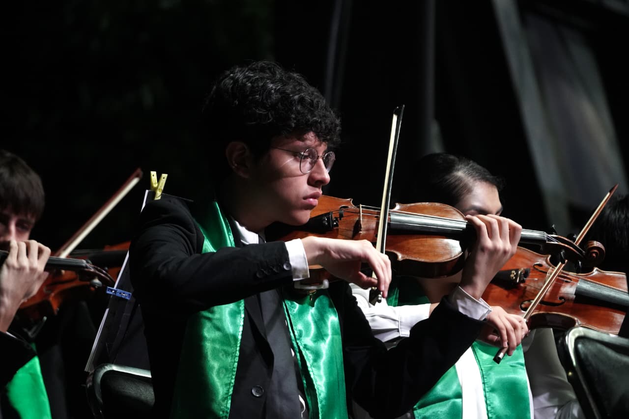 OSIM llena la Plaza Morelos de música