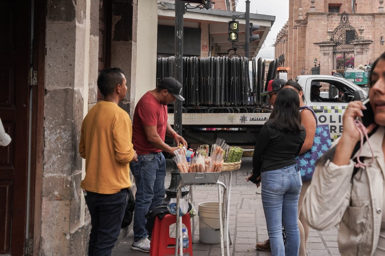 Morelia: despliegan operativo contra el ambulantaje