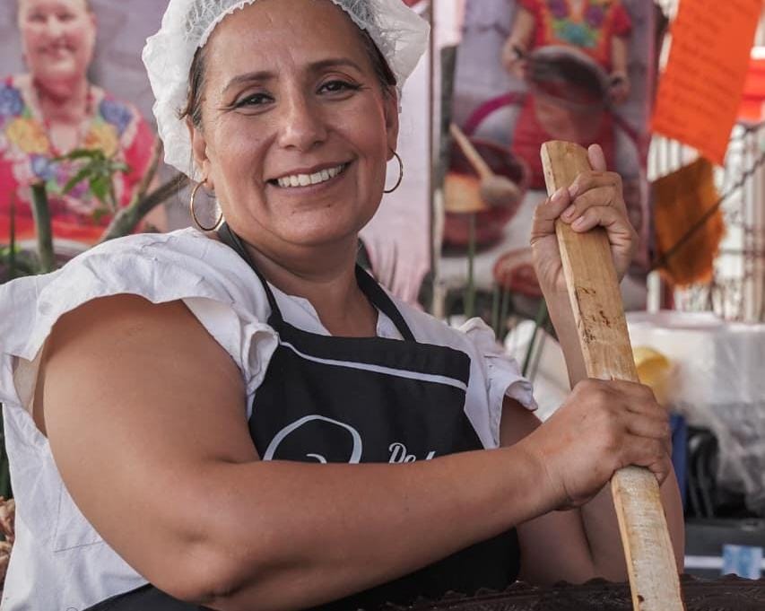 ¿Picoso y con olor a guayaba? Mole que rompe la costumbre en Santa María de Guido