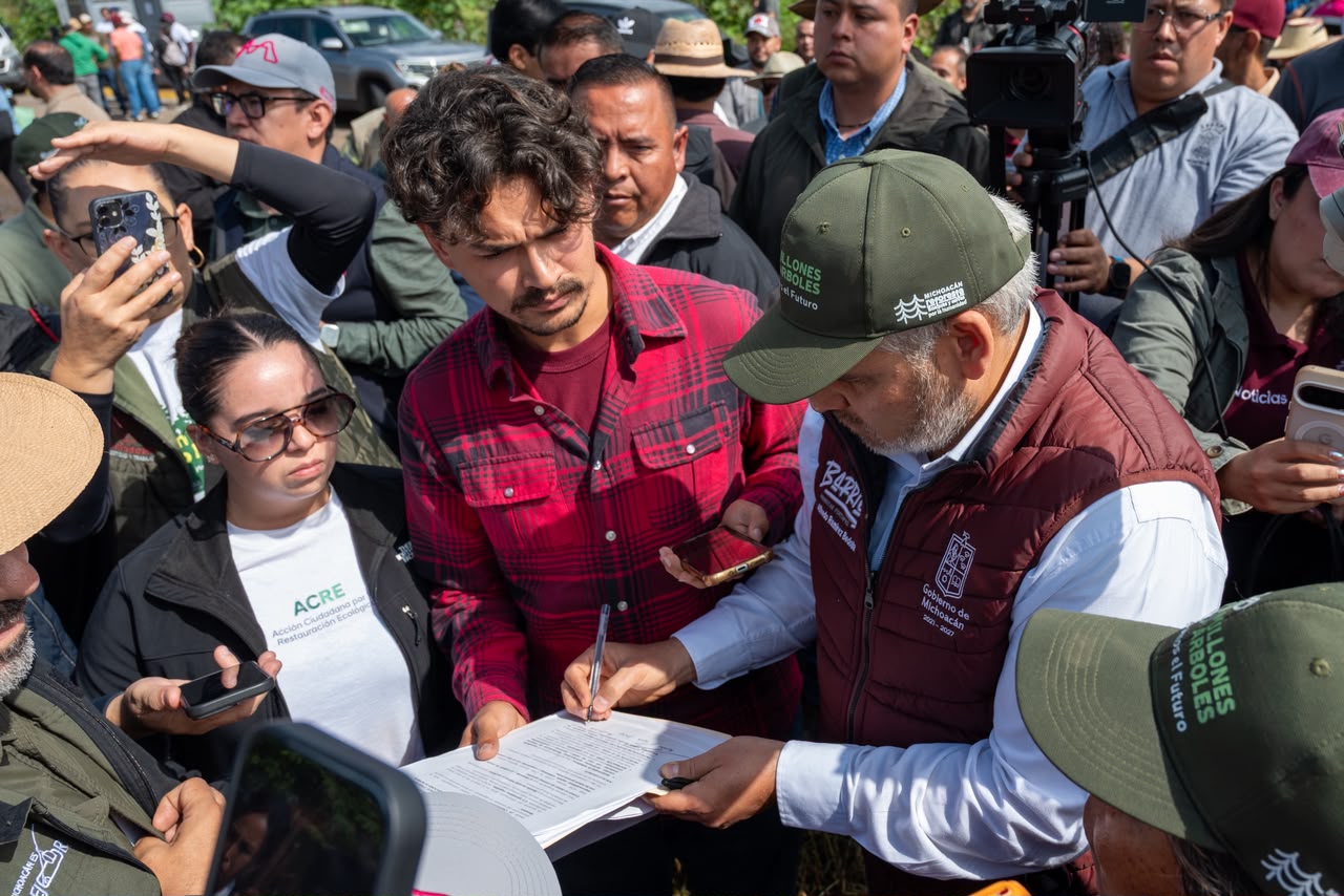 Bedolla frena tala del Morebús tras protestas; promete diálogo con activistas
