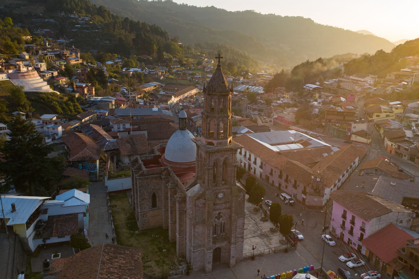 País de la Monarca ofrece naturaleza y aventura este verano