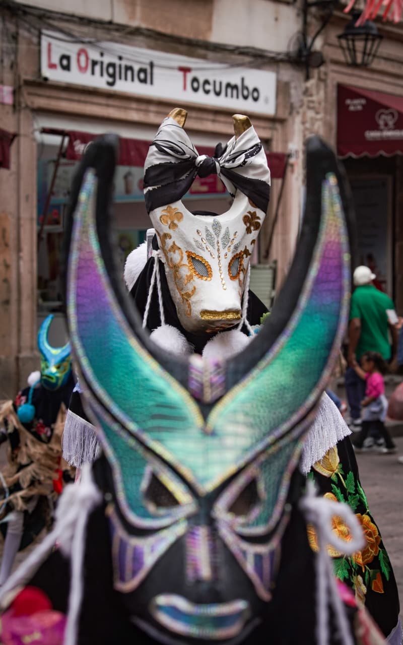 Danza de Judas de Pajacuarán llega a Plaza de Armas de Morelia