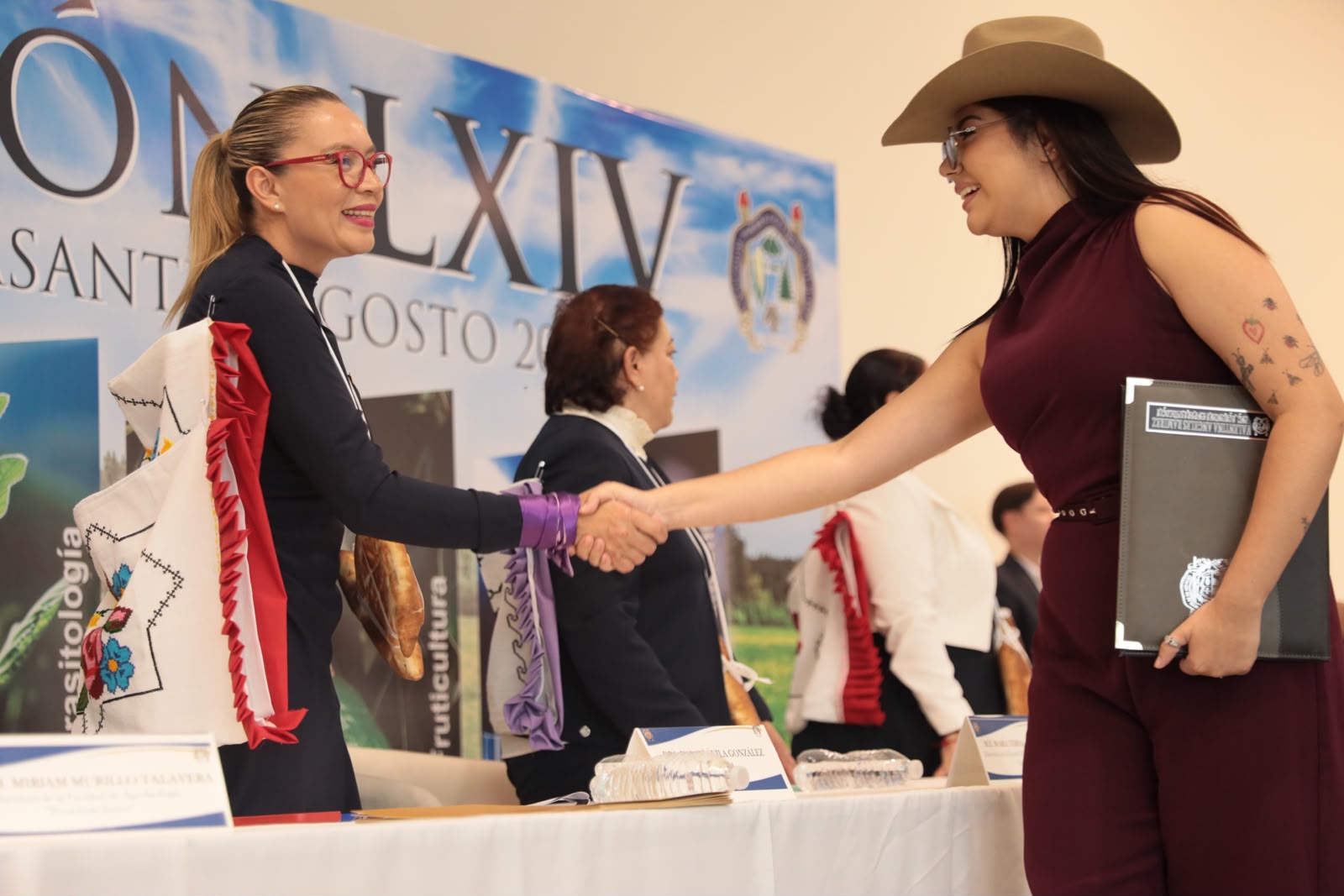 UMSNH es el ente transformador de todo Michoacán: Yarabí Ávila