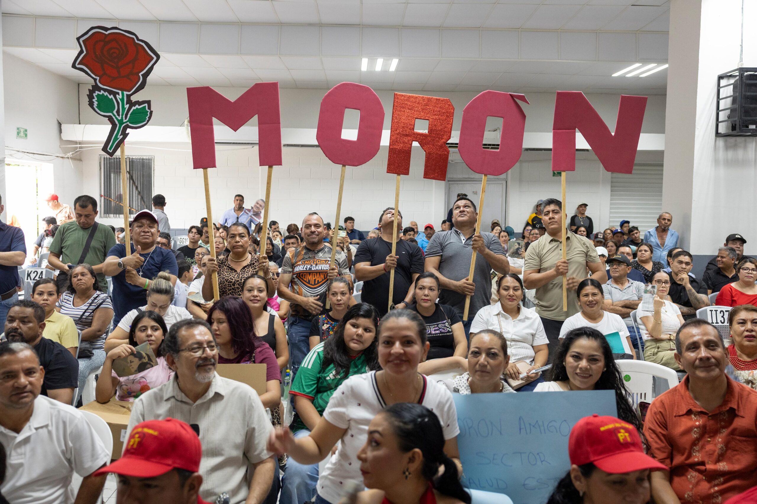 Reconoce Morón entrega del pueblo de Michoacán a la Cuarta Transformación