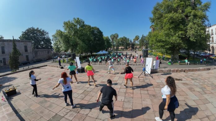 Zumbatón 2026; morelianos se ejercitan en apoyo a los niños con cáncer