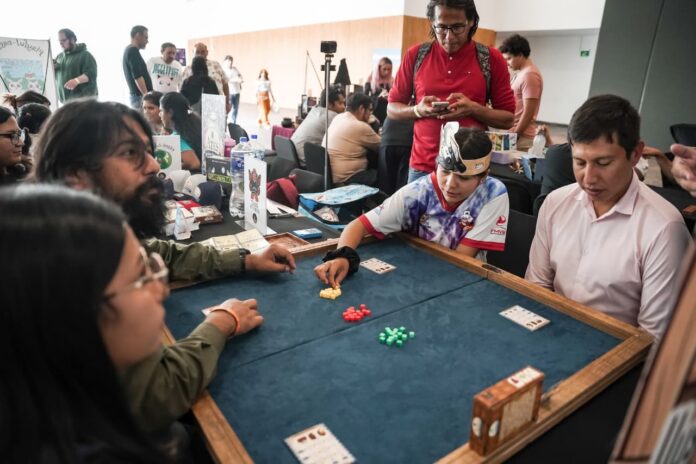 Ates: El juego de mesa que le rinde tributo a la tradición moreliana