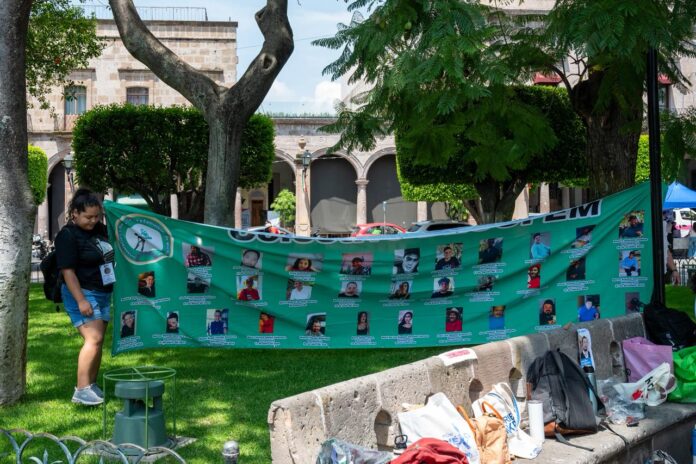 Colectivos exigen búsquedas reales en Michoacán