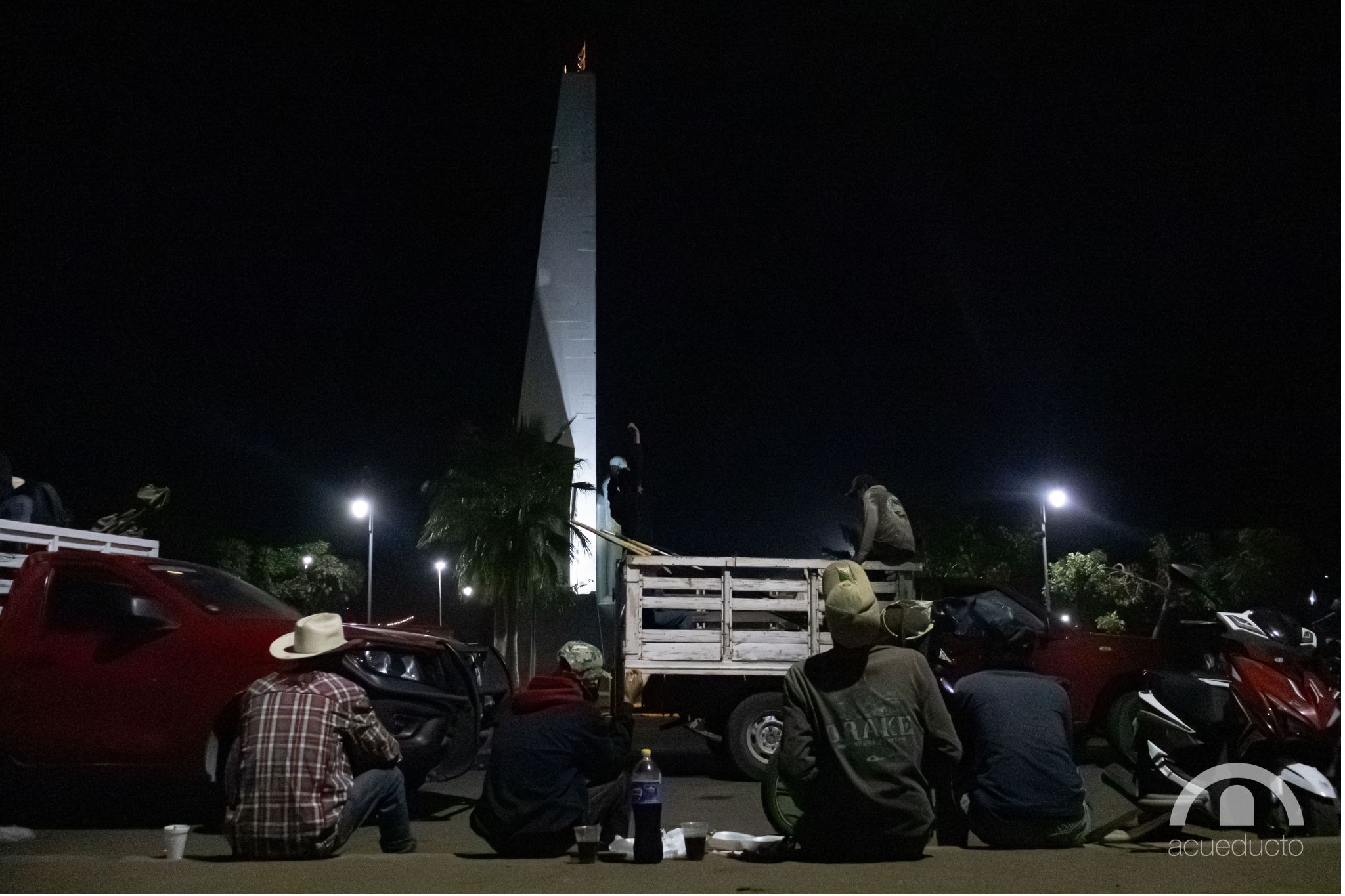 Cortadores de limón trabajan entre minas, miedo y pobreza