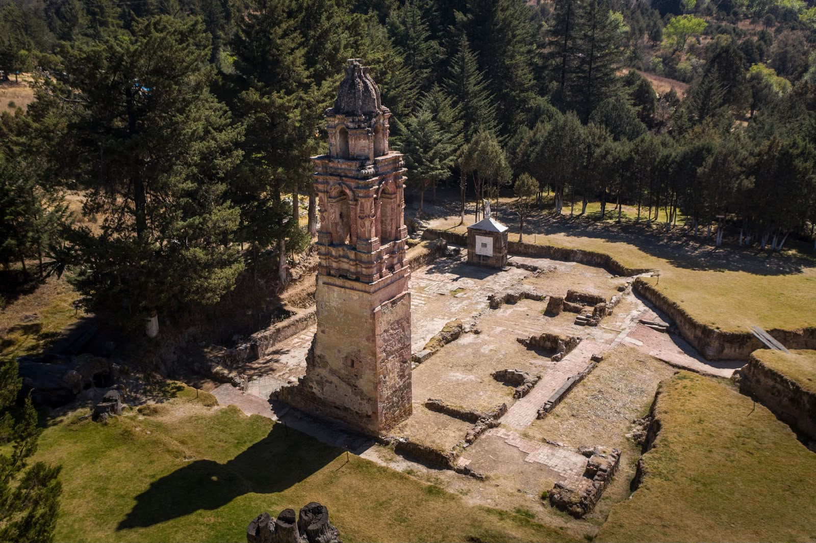 País de la Monarca ofrece naturaleza y aventura este verano