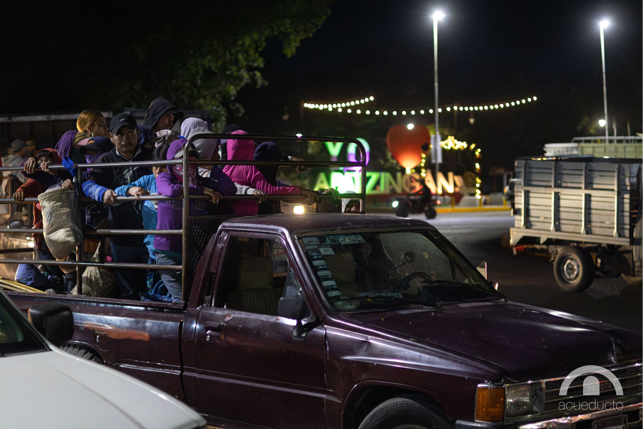 Cortadores de limón trabajan entre minas, miedo y pobreza