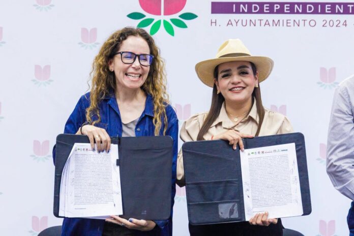 Grecia Quiroz firma convenio Uruapan Más Verde con sectores productivos