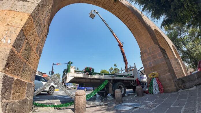 Morelia se viste poco a poco de colores patrios Morelia se viste poco a poco de colores patrios