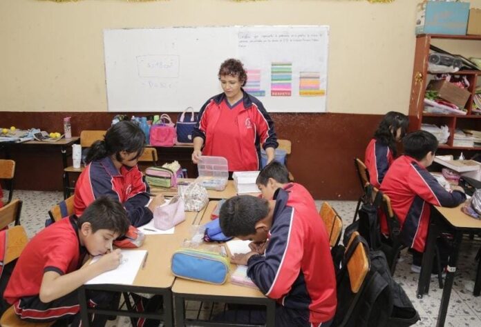 La SEE invita a docentes a construir el nuevo sistema de carrera magisterial