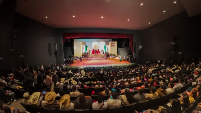 Inicia sesión solemne de la Suprema Junta Nacional Americana
