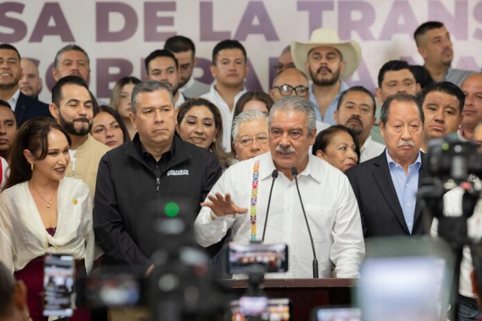 Raúl Morón muestra músculo político y destaca el fortalecimiento Raúl Morón muestra músculo político y destaca el fortalecimiento