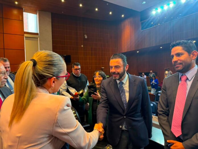 UMSNH, entregan estados financieros y avances académicos a la ASF