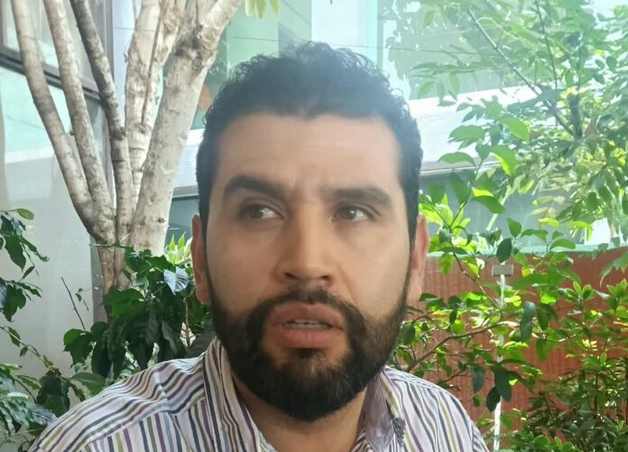 Acusa Octavio Ocampo abandono de seguridad en Uruapan
