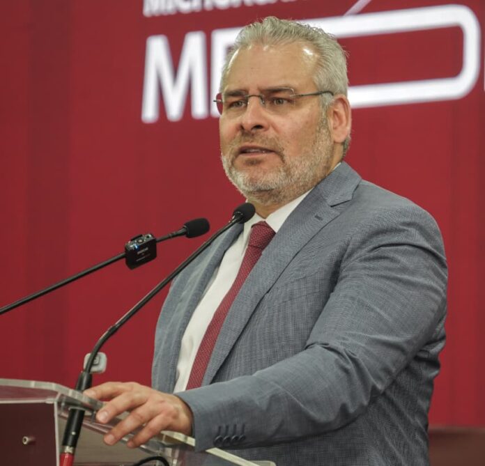 Bedolla evita responder sobre elección de coordinador de Morena en Michoacán