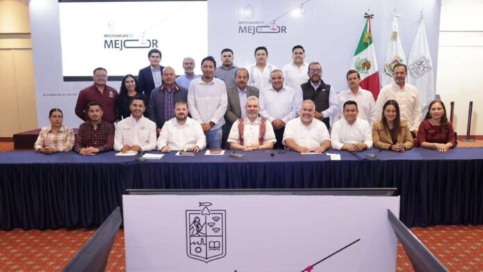 Alcaldes de Morena respaldan Quinto Informe de Bedolla
