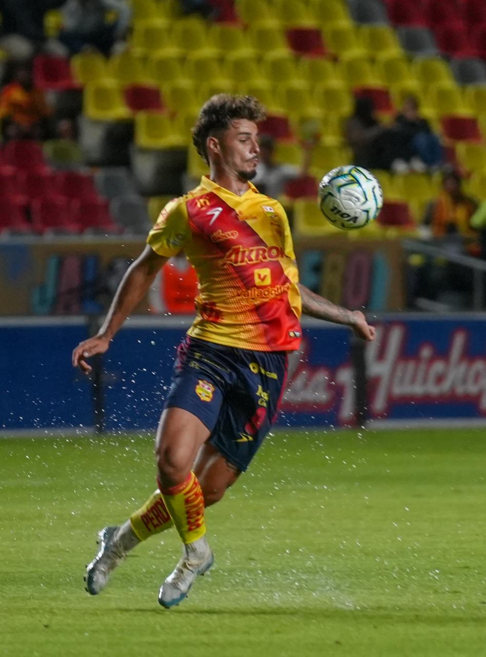 Los Canarios vuelan alto; Morelia derrota a Leones Negros y defiende el liderato del Apertura 2026