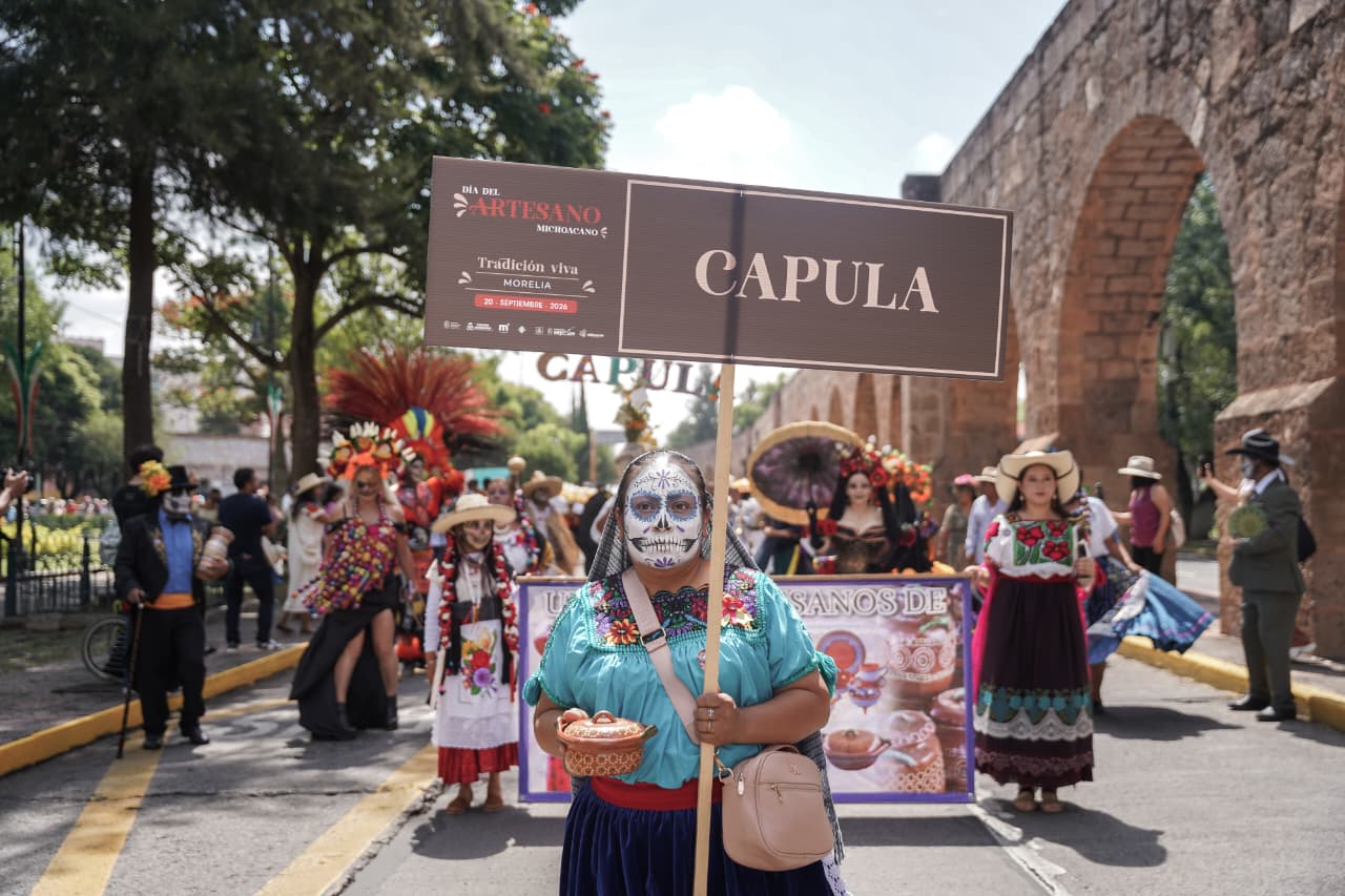 Más de 4 mil artesanos toman las calles de Morelia para celebrar su día