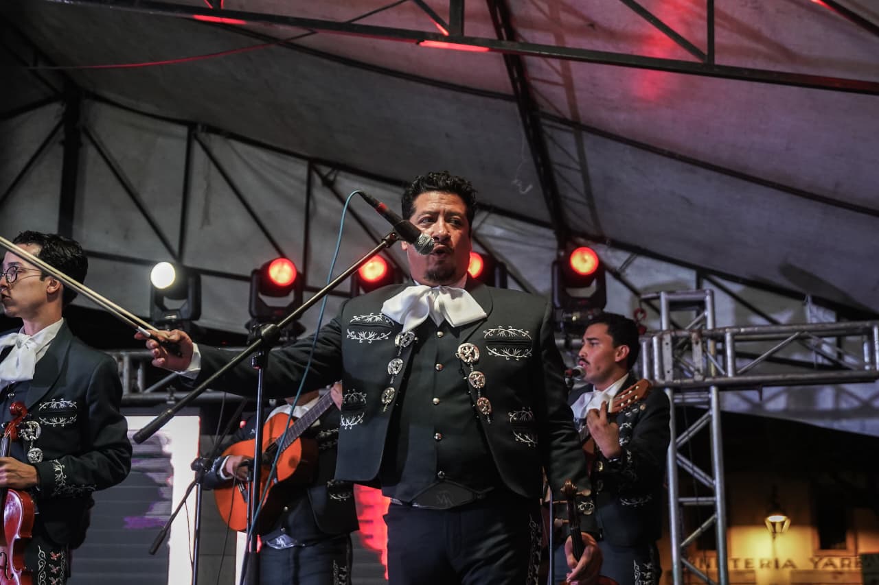 ¡Échale, mariachi! Plaza Valladolid se llena de música mexicana en la clausura del festival