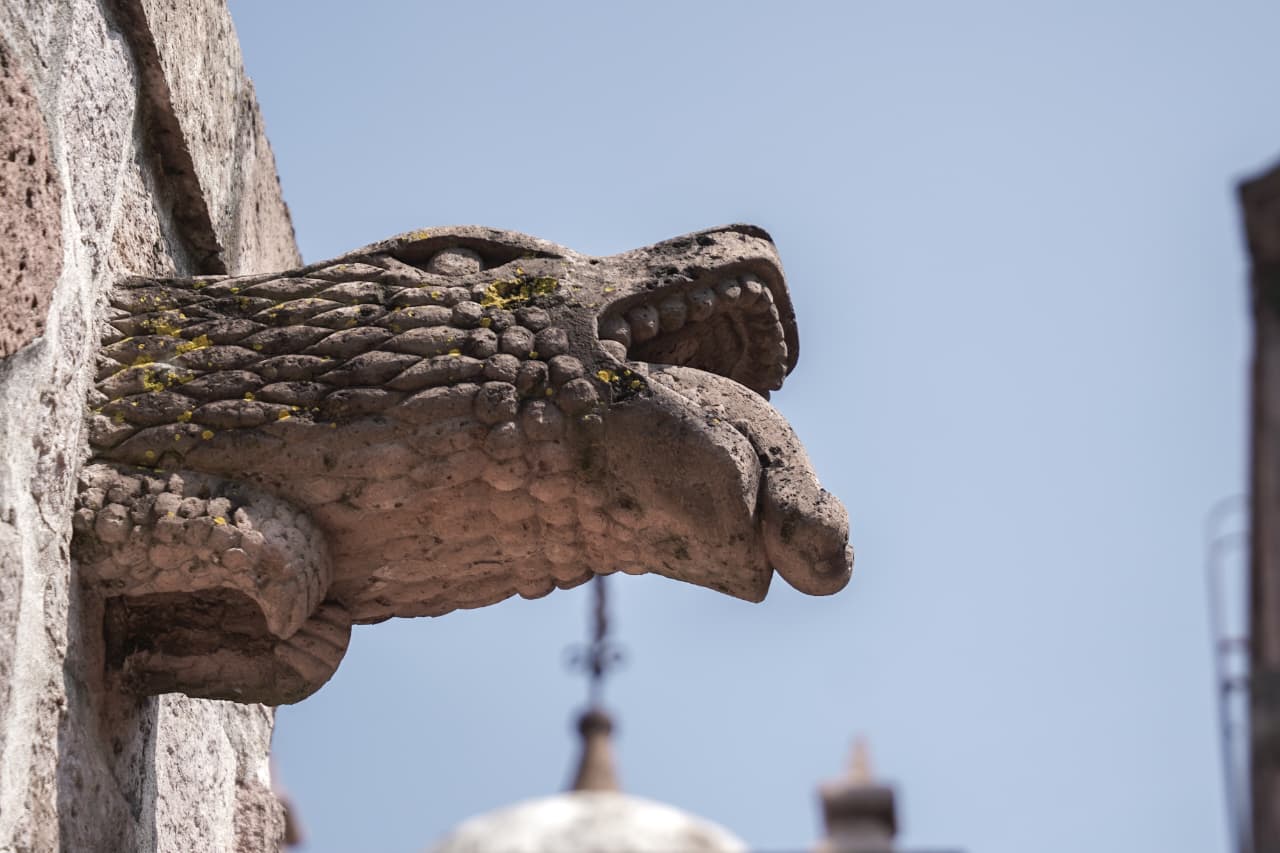 ¿Dragones o caimanes? Las gárgolas que vigilan Morelia desde las alturas