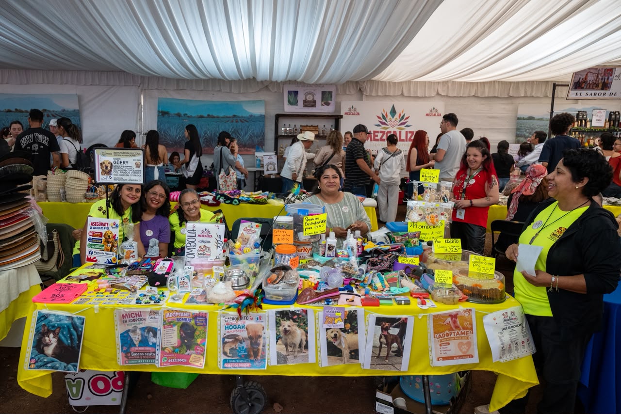 Mezcaliza transforma CECONEXPO en sabores, música y tradición michoacana