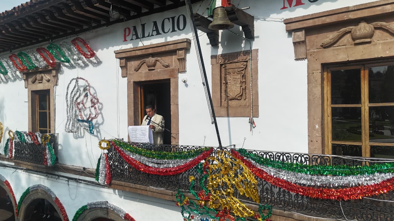 Julio Arreola da inicio a las Fiestas Patrias 2026 en Pátzcuaro