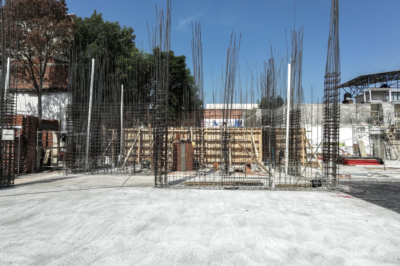 Avanza construcción del Centro Cultural y de Convenciones en la Plaza de la Paz