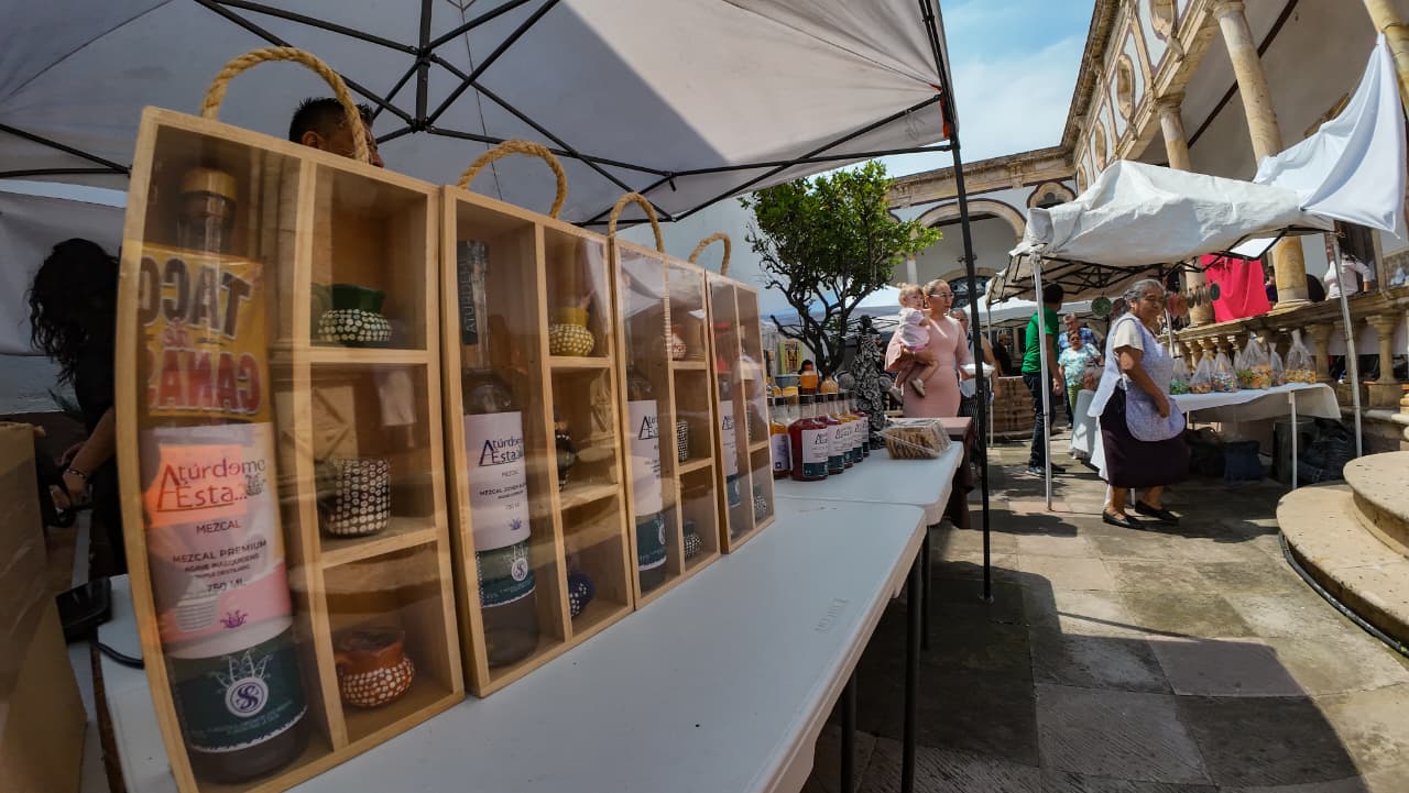Cocineras tradicionales llegan a la Casona Las Tarascas, en Morelia