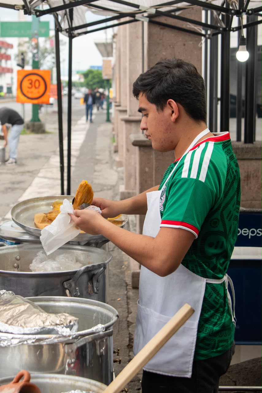 Tamales, buñuelos y antojitos despiden la novena edición del festival en Morelia